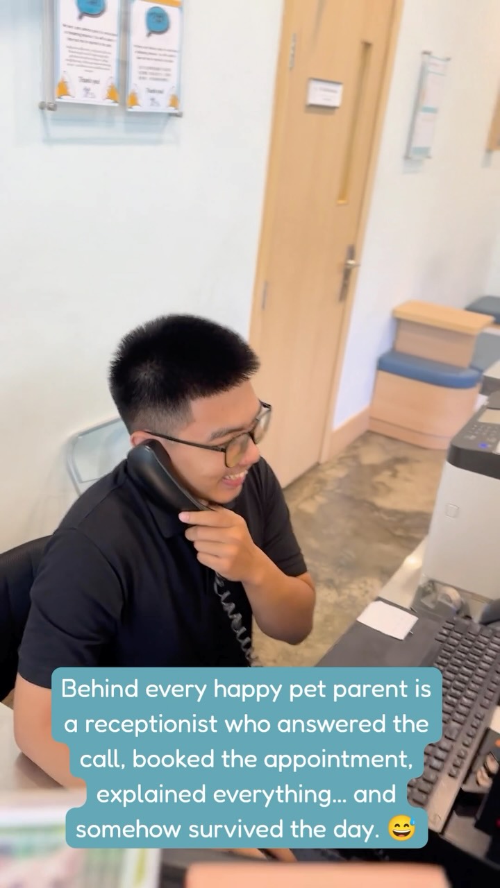 🐾💙 Happy Veterinary Receptionist Day from VSL! 💙🐾
The friendly faces behind the desk, the appointment jugglers, the treat dispensers, the phone-answering pros, and the official pet greeters! 🐶🐱📞Thank you for keeping tails wagging, clients smiling, and the chaos organized! 🐾~~~~🐾💙 រីករាយទិវាបុគ្គលិកទទួលភ្ញៀវផ្នែកពេទ្យសត្វ ពី VSL! 💙🐾អ្នកដែលតែងតែផ្តល់ស្នាមញញឹមដ៏កក់ក្តៅនៅខាងមុខតុទទួលភ្ញៀវ 😊 អ្នកជំនាញក្នុងការរៀបចំកាលវិភាគណាត់ជួប 📅 អ្នកចែកនំរង្វាន់ដល់សត្វចិញ្ចឹម 🦴 អ្នកជំនាញក្នុងការទទួលទូរស័ព្ទ 📞 និងជា អ្នកស្វាគមន៍សត្វចិញ្ចឹមជាផ្លូវការ! 🐶🐱💙សូមអរគុណសម្រាប់ការខិតខំប្រឹងប្រែងរបស់អ្នក ក្នុងការធ្វើឱ្យ កន្ទុយសត្វចិញ្ចឹមនៅតែគ្រវី 😊🐾 អតិថិជននៅតែញញឹម 😄 និងការងារទាំងអស់មានរបៀបរៀបរយ ទោះបីជាមានភាពមមាញឹកយ៉ាងណាក៏ដោយ! 💙🐾អរគុណសម្រាប់ការយកចិត្តទុកដាក់ និងការងារដ៏សំខាន់របស់អ្នករាល់ថ្ងៃ! 🥰🐶🐱
